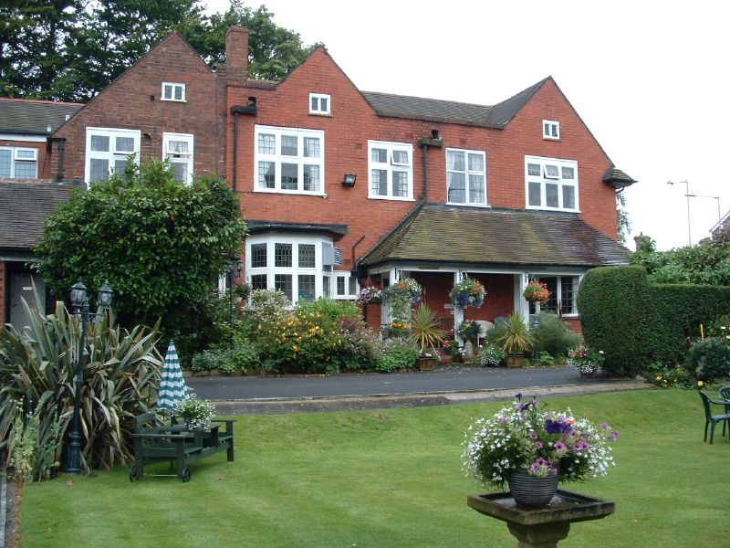 Barons Court Hotel in Wolverhampton, United Kingdom
