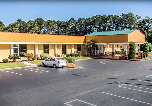 Baymont by Wyndham Walterboro in Walterboro, South Carolina, United States