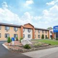 Baymont by Wyndham Waukesha
