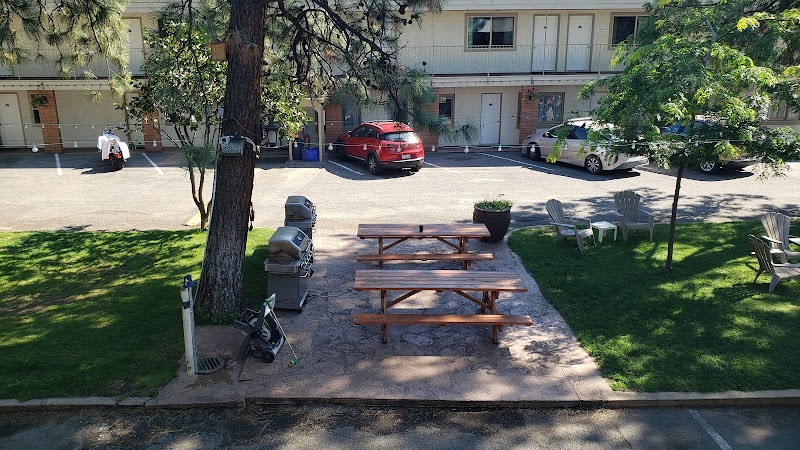 Beachside Motel in Penticton, Canada