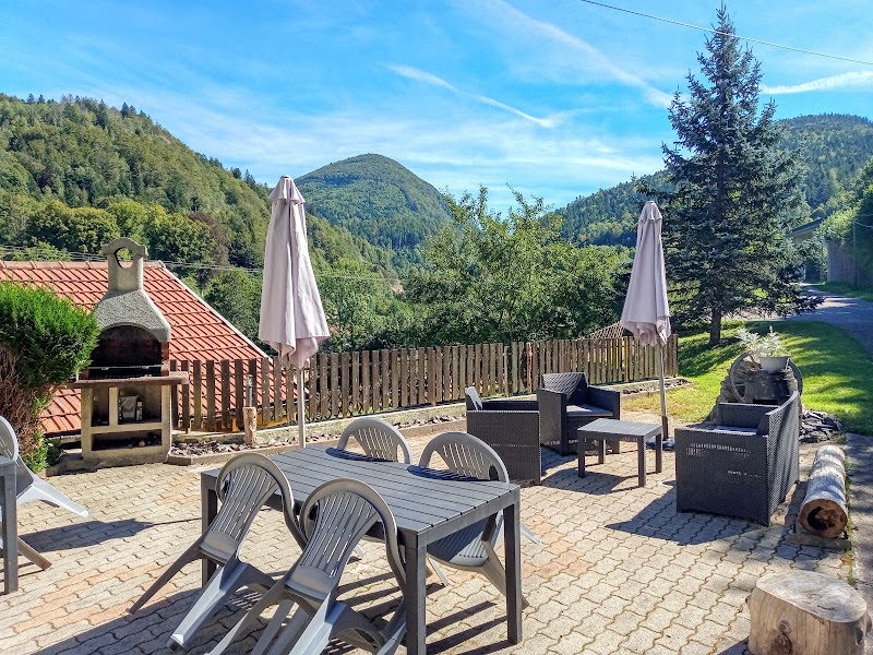 Bed & Breakfast Les Sapins in Foix, France