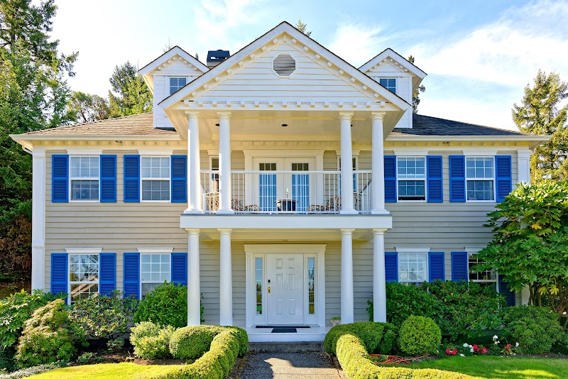 Belle Maison Auprès De La Mer in Sidney, Canada