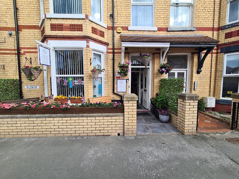 Berwyn Guest House in Rhyl, United Kingdom