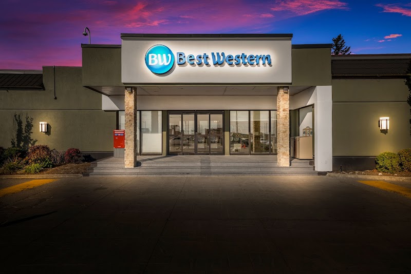 Best Western Parkway Hotel Toronto North in Richmond Hill, Canada