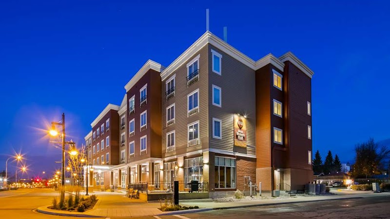 Best Western Plus Chateau Inn in Sylvan Lake, Canada