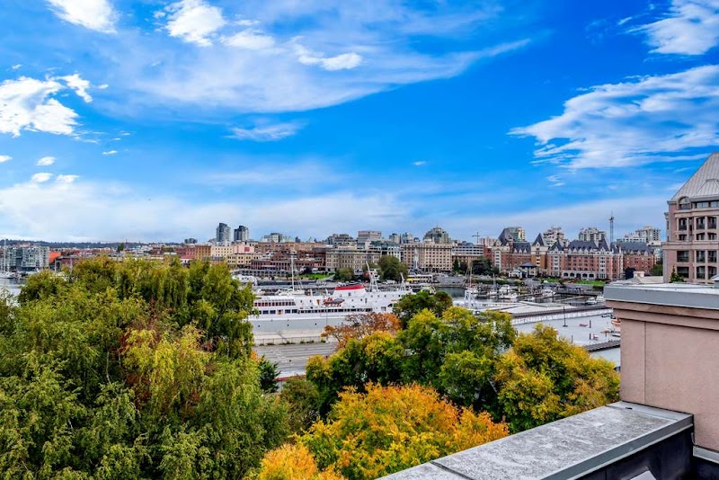 Best Western Plus Inner Harbour in Victoria, Canada