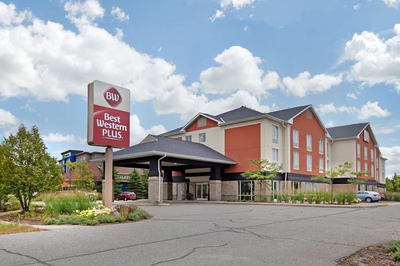 Best Western Plus Muskoka Inn in Huntsville, Canada