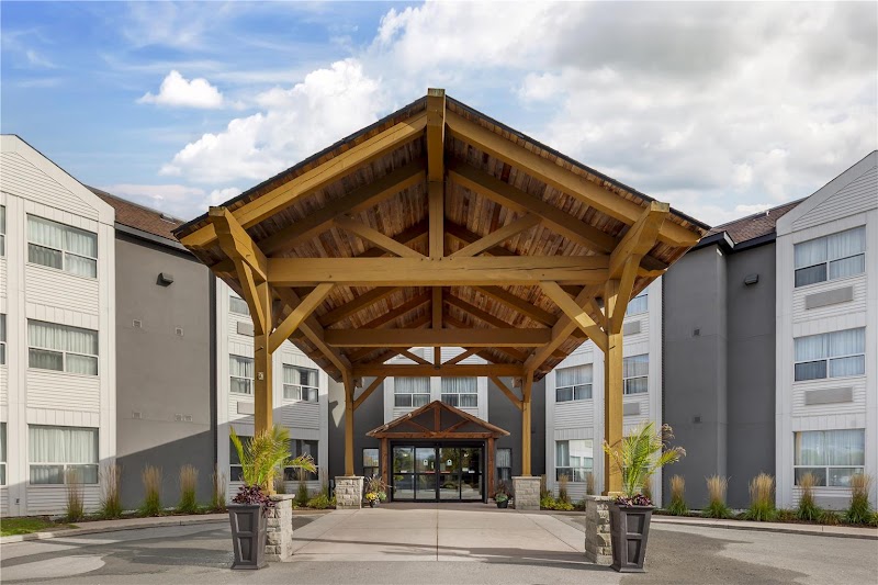 Best Western Plus Rose City Suites in Welland, Canada
