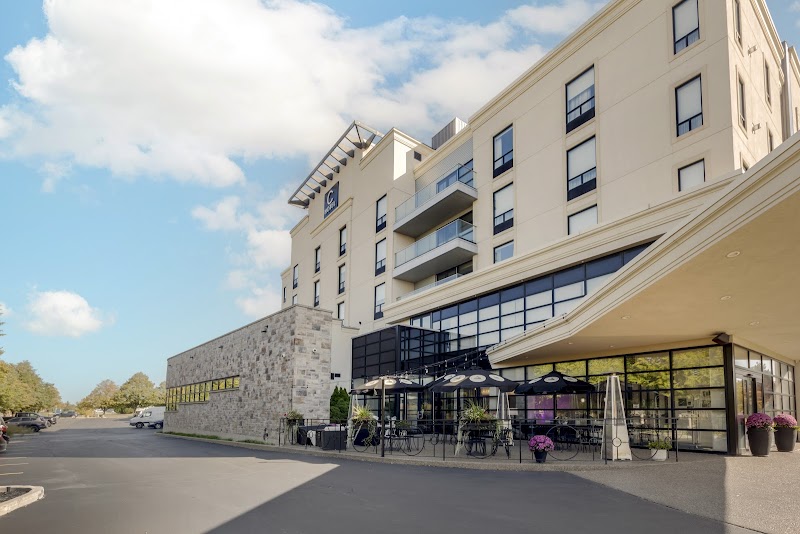 Best Western Premier C Hotel by Carmen's in Hamilton, Canada