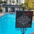 Black Walnut Manor