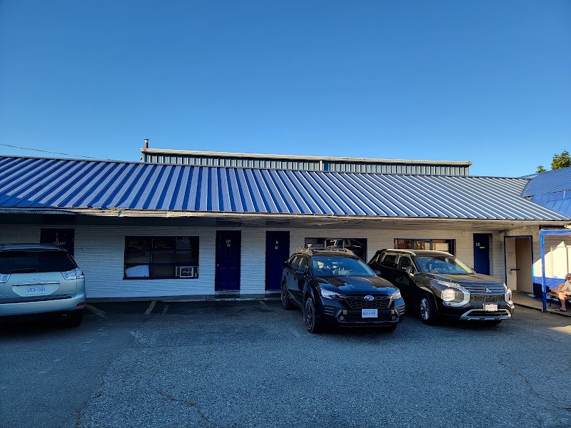 Bluebird Motel in Port Alberni, Canada