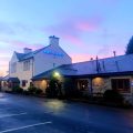 Bowes Incline Hotel