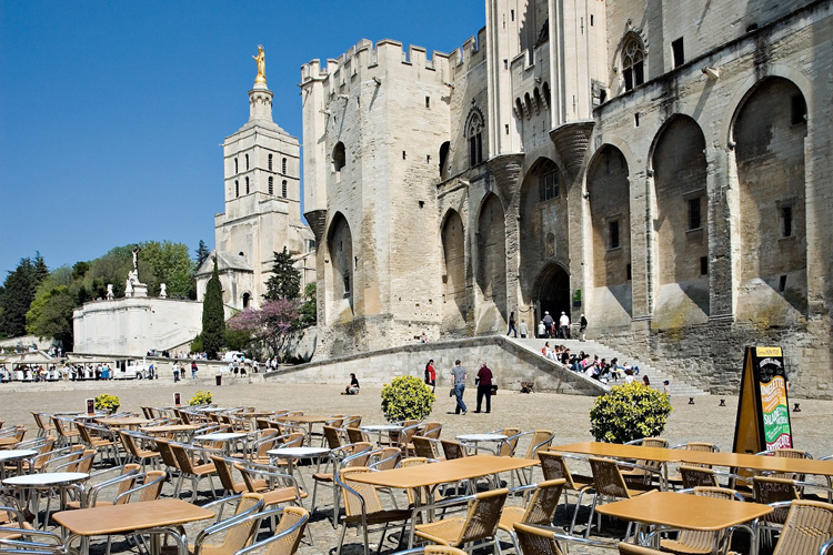 Bristol Hotel in Avignon, France