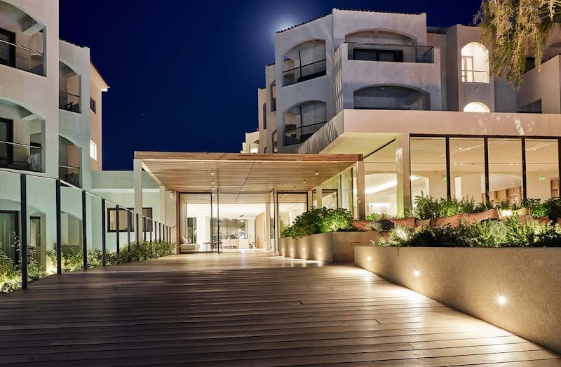 Caravel Suites in Zakynthos, Greece