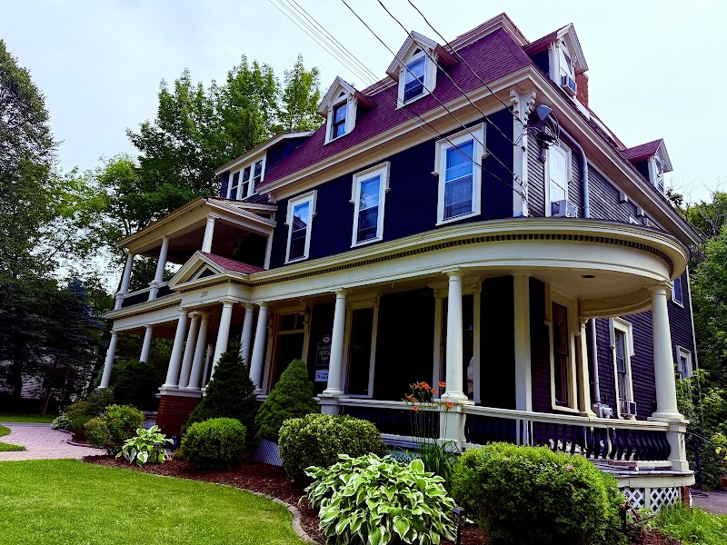 Carriage House Inn in Fredericton, Canada