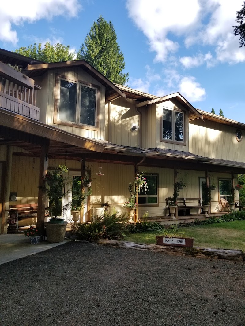 Cedar Wood Lodge in Port Alberni, Canada