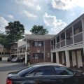 Central Motel Courtyard