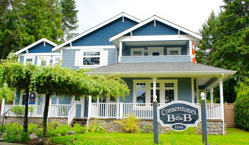 Charm of Qualicum Bed and Breakfast in Qualicum Beach, Canada