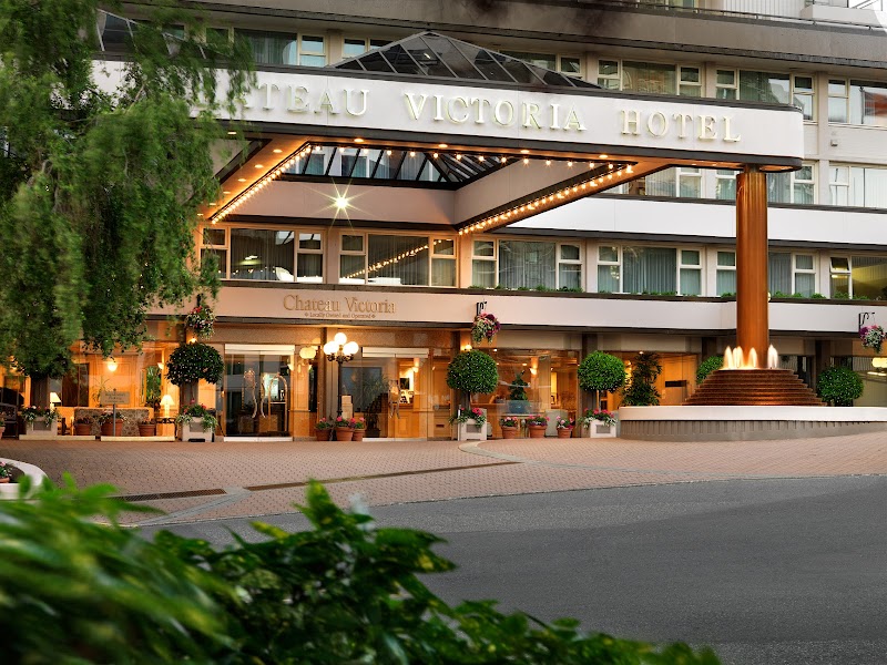 Chateau Victoria Hotel and Suites in Victoria, Canada