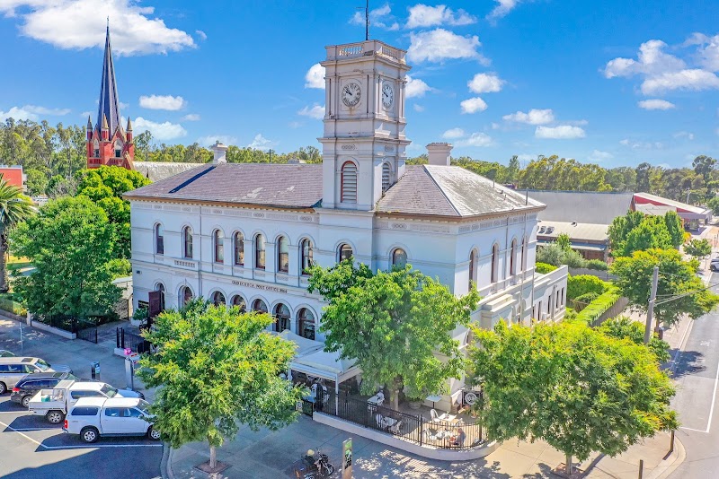 Clocktower Suites in Echuca, Australia