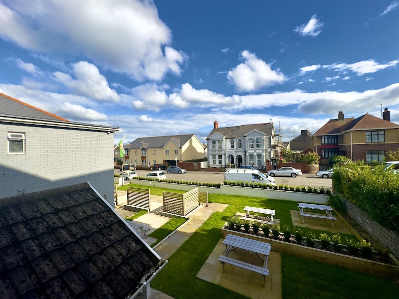 Coastal Park Accommodation & Grill in Llanelli, United Kingdom