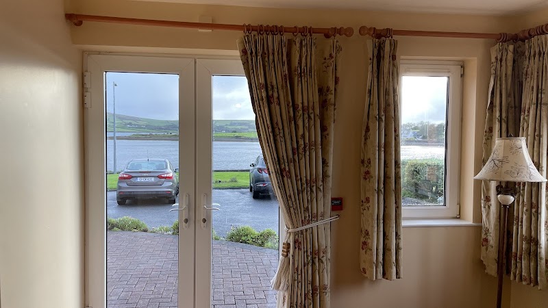 Coastline House in Dingle, United Kingdom
