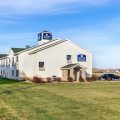 Cobblestone Inn & Suites
