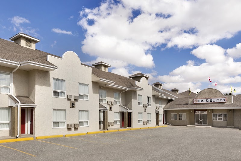 Colonial Square Inn & Suites in Saskatoon, Canada