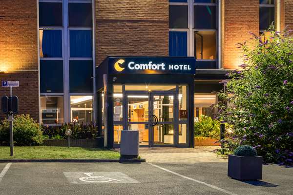 Comfort Hotel Lille L'Union in Tourcoing, France