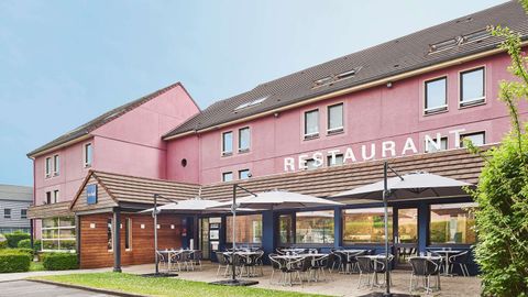 Comfort Hotel Lille - Mons en Baroeul in Mons-en-Baroeul, France