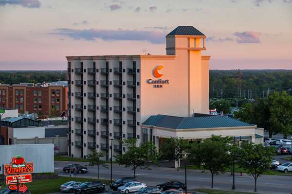Comfort Inn Fallsview in Niagara Falls, Canada
