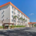 Comfort Inn St. Petersburg North