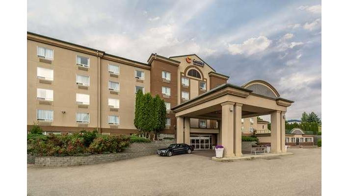Comfort Inn & Suites in Salmon Arm, Canada