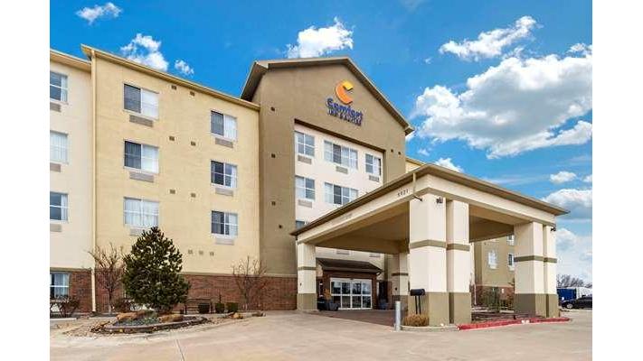 Comfort Inn & Suites Oklahoma City West - I-40 in Oklahoma City, Oklahoma, United States