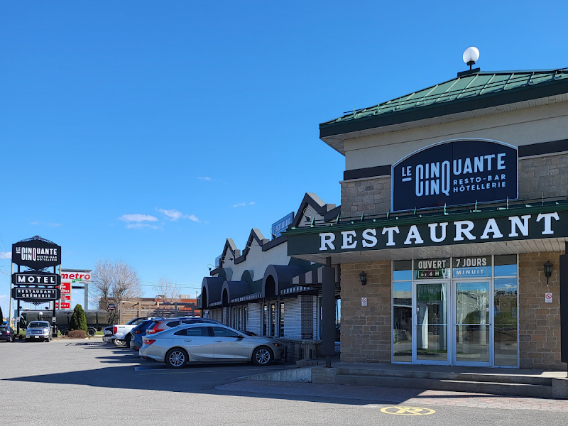 Complexe Hotelier Le 55 in Becancour, Canada