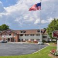 Country Hearth Inn