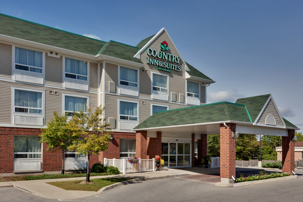 Country Inn & Suites by Radisson, London South, ON in London, Canada