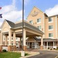 Country Inn & Suites by Radisson, Washington at Meadowlands, PA