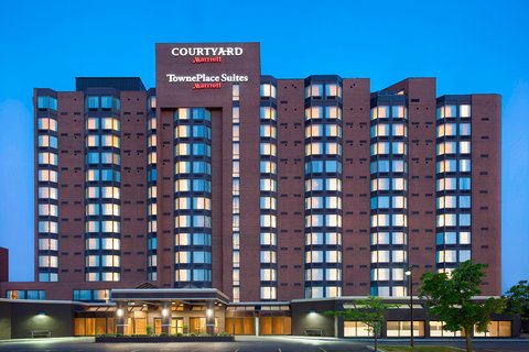 Courtyard by Marriott Toronto Northeast/Markham in Markham, Canada