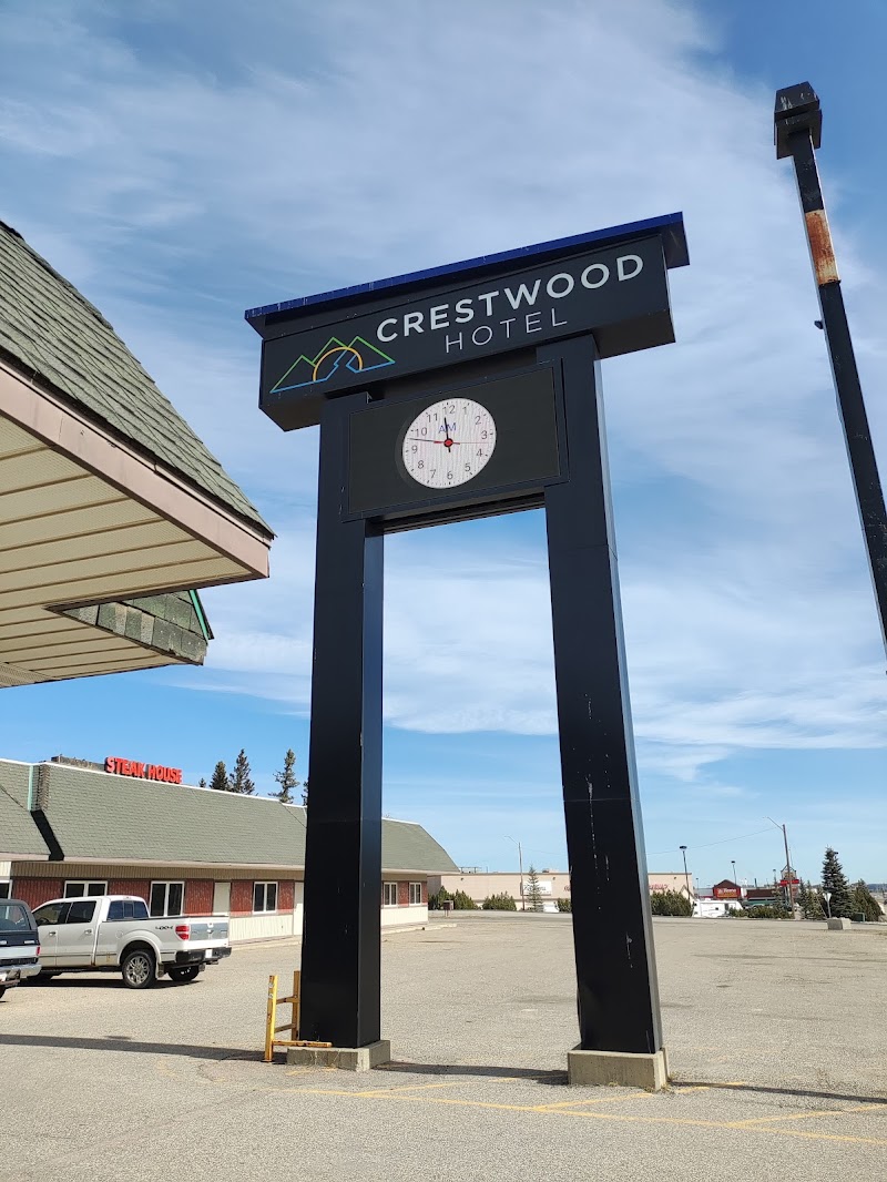 Crestwood Hotel in Hinton, Canada