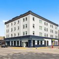 Crown Columbia Hotel
