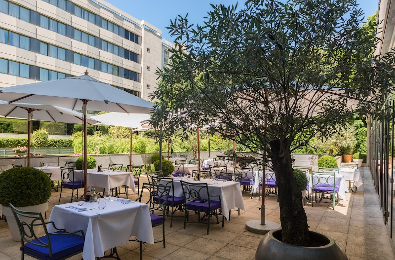 Crowne Plaza Paris - Neuilly in Neuilly-sur-Seine, France