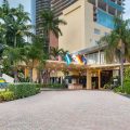 Days Hotel by Wyndham Thunderbird Beach Resort
