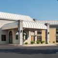 Days Inn & Suites by Wyndham Merrillville