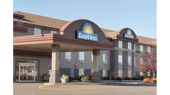 Days Inn & Suites by Wyndham Thunder Bay in Thunder Bay, Canada