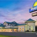 Days Inn & Suites by Wyndham Winkler