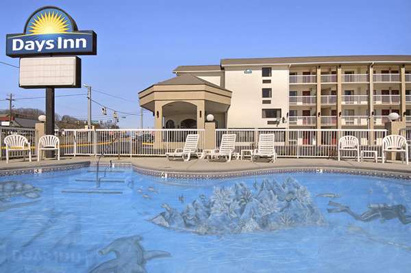Days Inn by Wyndham Apple Valley Sevierville in Sevierville, Tennessee, United States