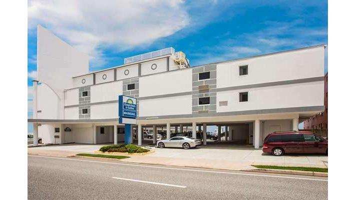 Days Inn by Wyndham Ormond Beach Mainsail Oceanfront in Ormond Beach, Florida, United States