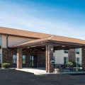 Days Inn by Wyndham Pontoon Beach