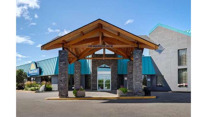 Days Inn by Wyndham Prince Albert in Prince Albert, Canada